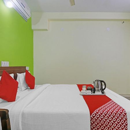 היידראבד Super Hotel O Dk Reddy Square מראה חיצוני תמונה