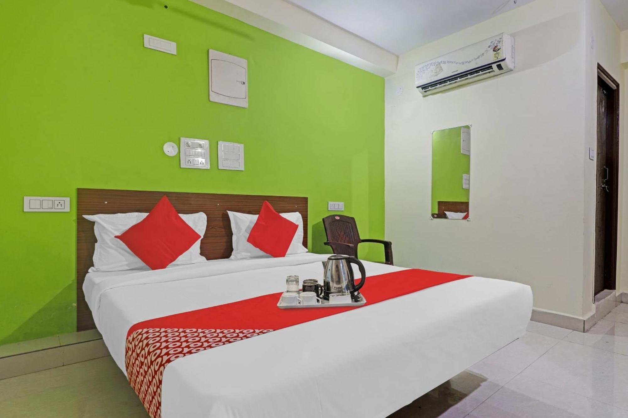 היידראבד Super Hotel O Dk Reddy Square מראה חיצוני תמונה
