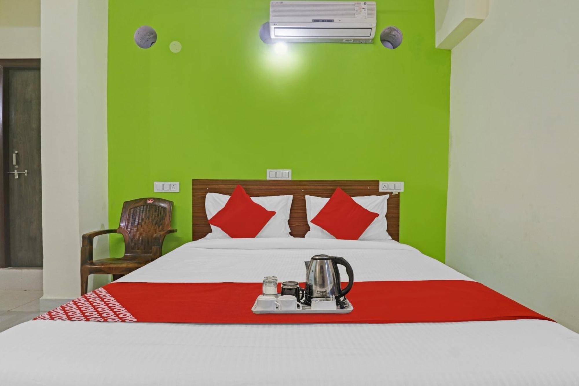היידראבד Super Hotel O Dk Reddy Square מראה חיצוני תמונה